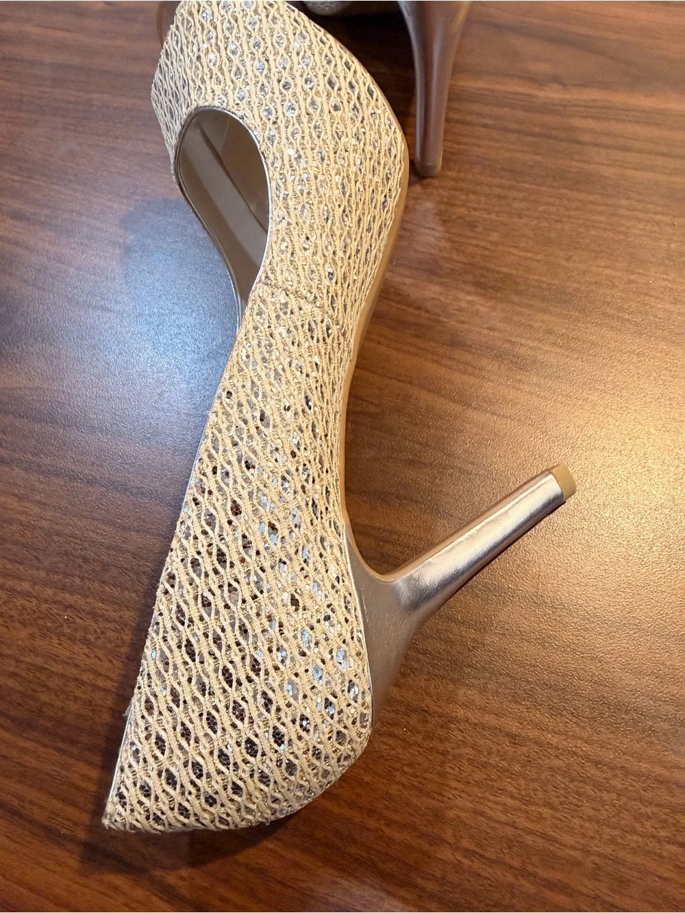 Audrey Brooke Open-Toe Silver Quillan heels Size 9 Like New